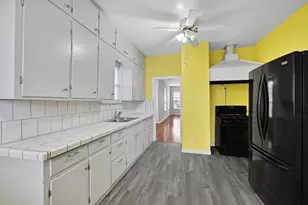 2418 Delafield St, Houston, TX 77023 - Photo 4