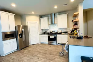 12711 Basinghall Ln, Houston, TX 77047 - Photo 8