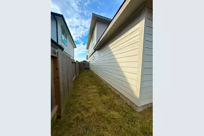 12711 Basinghall Lane, Houston, TX 77047 - Photo 24