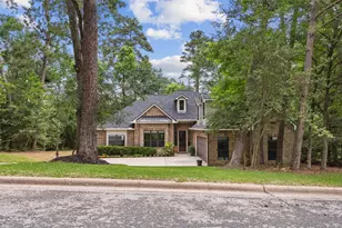 706 Overbrook Dr, Huntsville, TX 77340 - Photo 2
