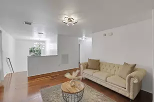 8227 Montego Bay Dr, Mont Belvieu, TX 77523 - Photo 20