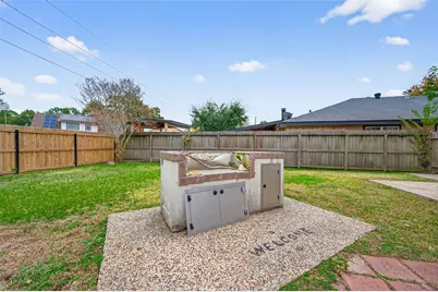 10706 Lazy Meadows Drive, Houston, TX 77064 - Photo 50