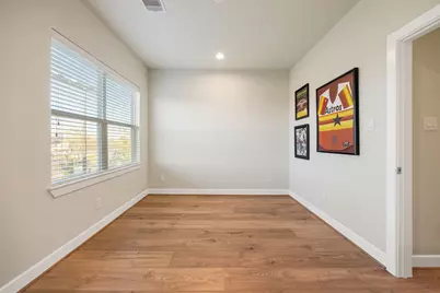 6302 Chelsea Falls Lane, Houston, TX 77008 - Photo 24