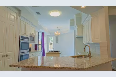 1307 Riverine Court, Houston, TX 77055 - Photo 10