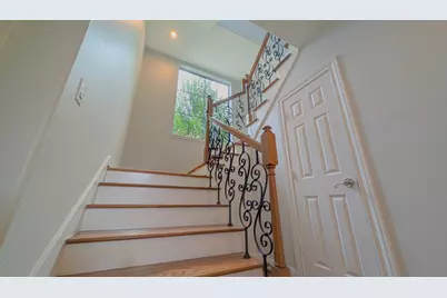 1307 Riverine Court, Houston, TX 77055 - Photo 14