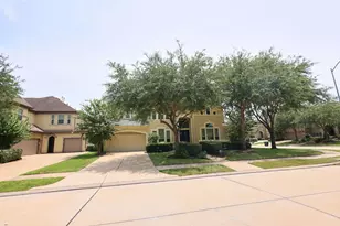 4715 Norsworthy Dr, Sugar Land, TX 77479 - Photo 4