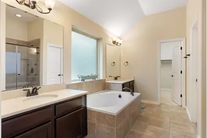 1411 Nacogdoches Valley Drive, League City, TX 77573 - Photo 16