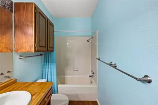 921 Marine Dr, Galveston, TX 77550 - Photo 24