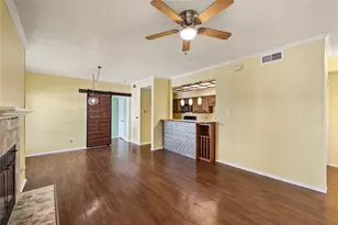 921 Marine Dr, Galveston, TX 77550 - Photo 4