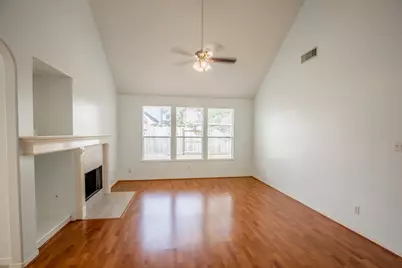 4823 Zachary Lane Lane, Sugar Land, TX 77479 - Photo 12