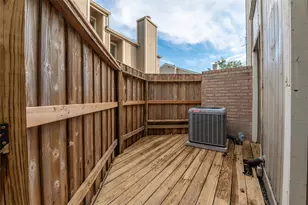 1920 Augusta Dr, Houston, TX 77057 - Photo 38