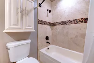 1920 Augusta Dr, Houston, TX 77057 - Photo 32