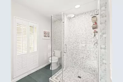 758 W 42nd Street, Houston, TX 77018 - Photo 24