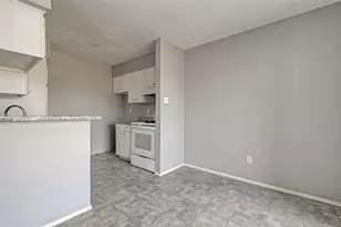 13480 S Thorntree Dr, Houston, TX 77015 - Photo 6