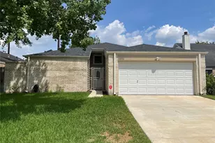6831 Wellwood Ct, Houston, TX 77083 - Photo 1
