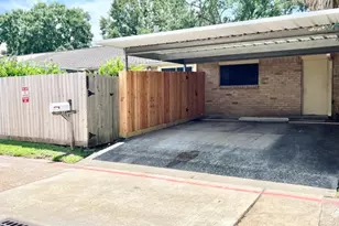 3918 Laura Leigh Dr, Friendswood, TX 77546 - Photo 32