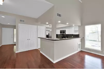 132 April Point Drive S, Conroe, TX 77356 - Photo 12