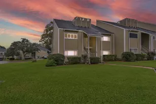 132 April Point Dr S, Conroe, TX 77356 - Photo 1