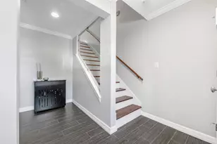 768 Worthshire St, Houston, TX 77008 - Photo 16