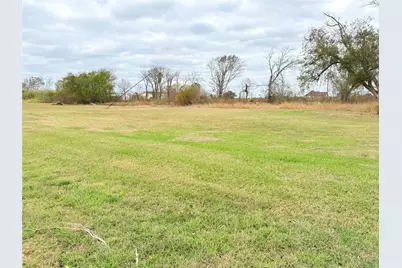 0 Cr-212, Angleton, TX 77515 - Photo 1