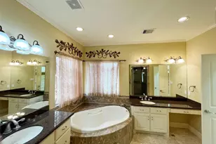 5455 Hidalgo St, Houston, TX 77056 - Photo 16