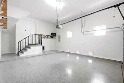 1034 W 15th 1/2 Street, Houston, TX 77008 - Photo 8