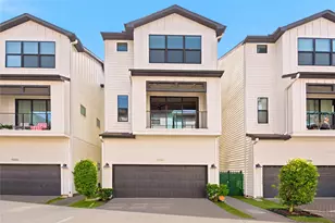 1034 W 15th 1/2 St, Houston, TX 77008 - Photo 1