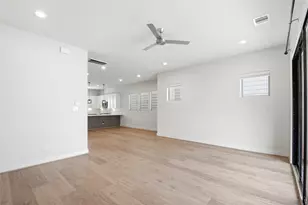1034 W 15th 1/2 St, Houston, TX 77008 - Photo 22