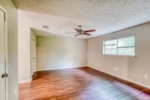 1817 New Orleans St, Deer Park, TX 77536 - Photo 10