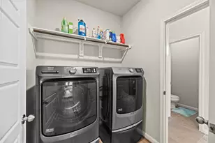 25008 Calais New Ct, Kingwood, TX 77339 - Photo 32