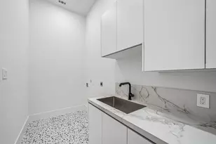 7218 Schiller St, Houston, TX 77055 - Photo 30