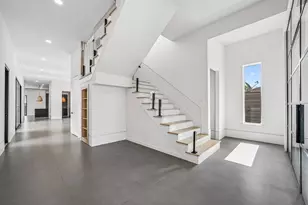 7218 Schiller St, Houston, TX 77055 - Photo 10