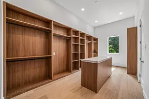 7218 Schiller St, Houston, TX 77055 - Photo 44