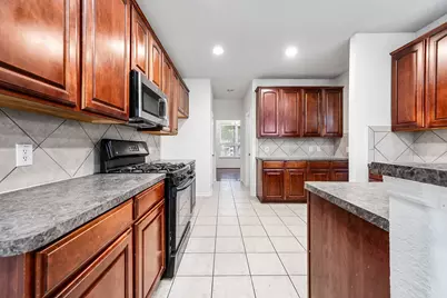 2032 Creek Shore Lane, Pearland, TX 77581 - Photo 10