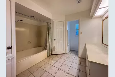 5430 Green Springs Drive, Houston, TX 77066 - Photo 12