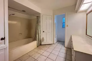 5430 Green Springs Dr, Houston, TX 77066 - Photo 12