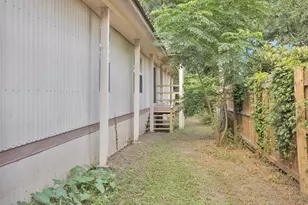 214 Rebecca Ln, Willis, TX 77378 - Photo 38