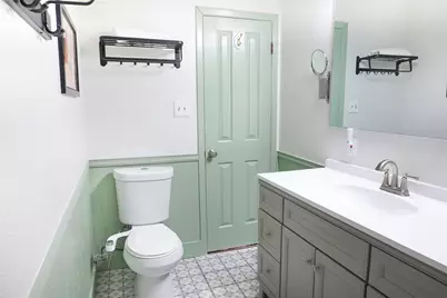 210 Fairfield Street, Shoreacres, TX 77571 - Photo 12