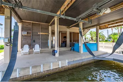 1507 Tiki Drive, Tiki Island, TX 77554 - Photo 38