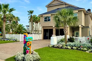 1507 Tiki Dr, Tiki Island, TX 77554 - Photo 4