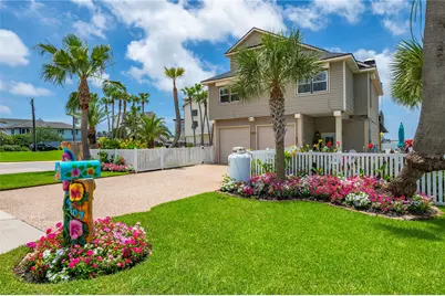 1507 Tiki Drive, Tiki Island, TX 77554 - Photo 1