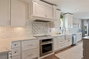 1507 Tiki Dr, Tiki Island, TX 77554 - Photo 16
