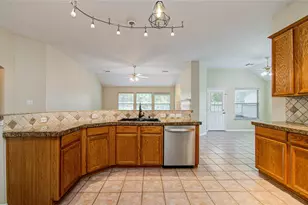 18223 Heathridge Ln, Cypress, TX 77433 - Photo 22