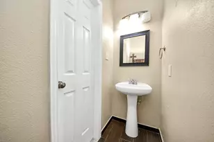 118 Schaffer St, Baytown, TX 77523 - Photo 40