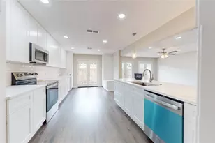 14736 Perthshire Rd, Houston, TX 77079 - Photo 8