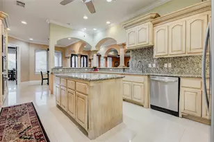 2732 Broadway St, Dickinson, TX 77539 - Photo 8