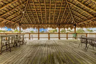 2732 Broadway St, Dickinson, TX 77539 - Photo 50