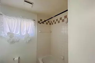 10502 Long River Dr, Sugar Land, TX 77498 - Photo 28