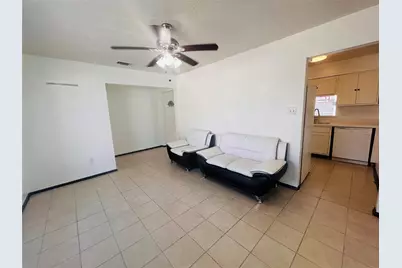 10502 Long River Drive, Sugar Land, TX 77498 - Photo 4