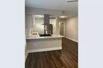 2424 Avenue 0 1/2 Street #1, Galveston, TX 77550 - Photo 6